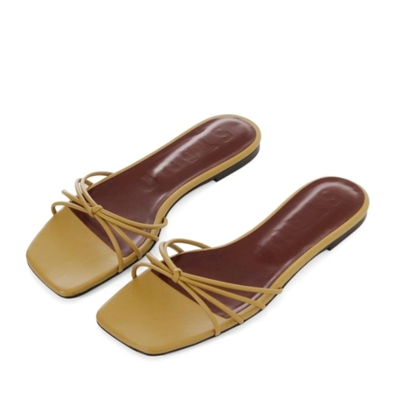 NEW Staud Pippa Sandals Size 39 Size 9  Khaki Flats Slip On Flip Flop - Picture 1 of 10